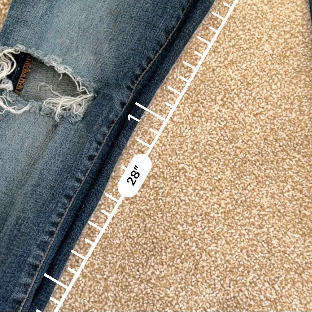 AERO Distressed Skinny Jeans 30x30 Medium Wash Stretch Ripped Denim - Picture 12 of 12